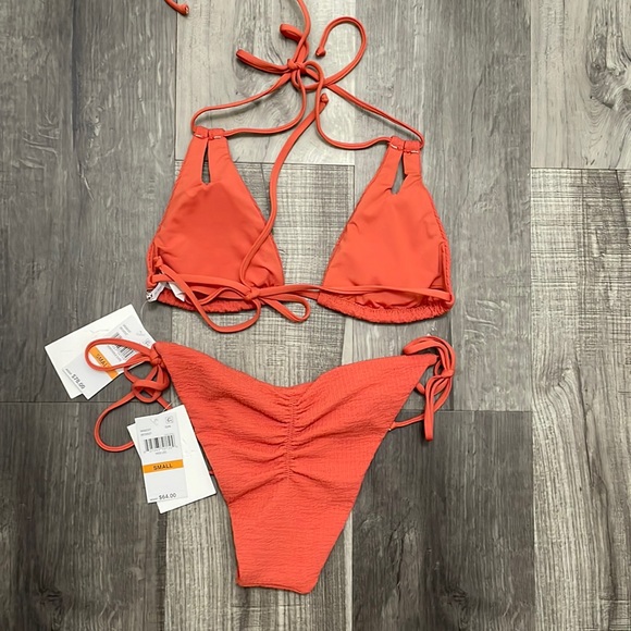 ⭐️ NWT Becca Bikini - Picture 6 of 6
